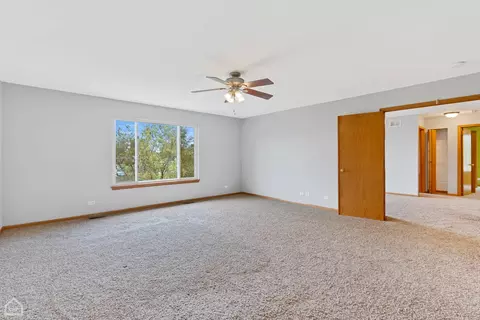 9885 Compton Dr, Huntley, IL 60142 photo 18