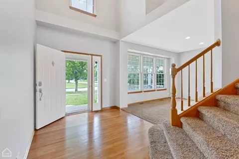 9885 Compton Dr, Huntley, IL 60142 photo 6