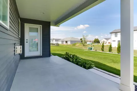 Exterior - 3634 Napa Ln, Normal, IL 61761 photo 5 of 10