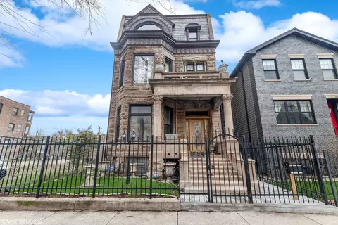 4633 S Michigan Ave, Chicago, IL 60653
