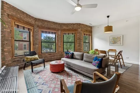 Living - 1102 E 46th St #201, Chicago, IL 60653 photo 1 of 2
