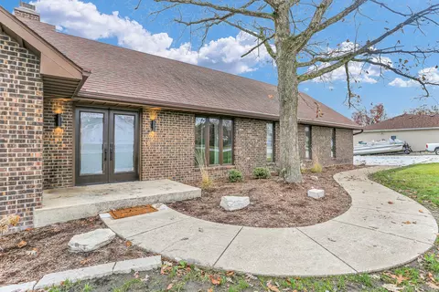 Exterior - 106 Oneida Ln, Loda, IL 60948 photo 1 of 17