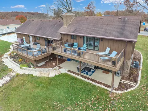 Exterior - 106 Oneida Ln, Loda, IL 60948 photo 15 of 17