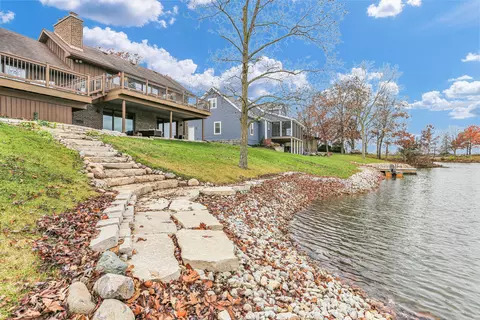 Exterior - 106 Oneida Ln, Loda, IL 60948 photo 13 of 17