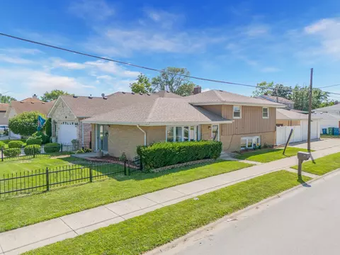 5401 W 78th St, Burbank, IL 60459