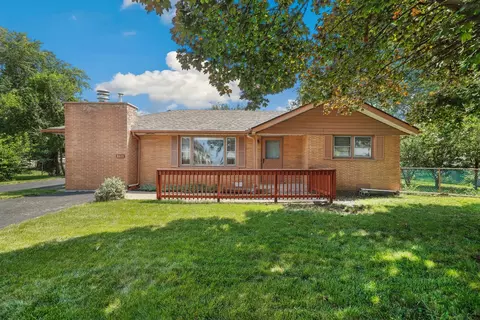 8611 Nordica Ave, Burbank, IL 60459