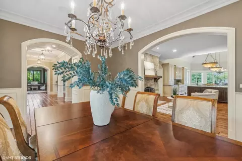 421 W Jefferson Ave, Wheaton, IL 60187 photo 9