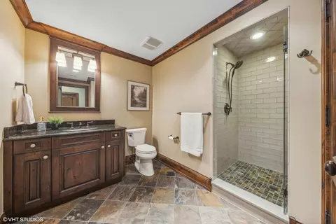421 W Jefferson Ave, Wheaton, IL 60187 photo 35