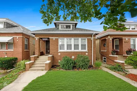 3005 N Kilbourn Ave, Chicago, IL 60641