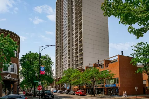 1636 N Wells St #1907, Chicago, IL 60614