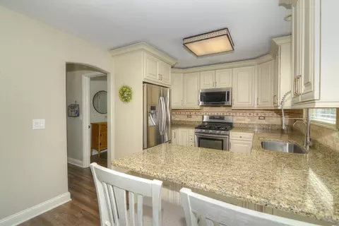 24833 Madison St, Plainfield, IL 60544 photo 8