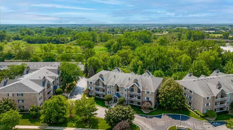 7787 Bristol Park Dr #3SE, Tinley Park, IL 60477