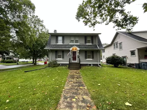 410 N Edwin St, Champaign, IL 61821