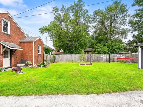 1506 E Oakland Ave, Bloomington, IL 61701 photo 34