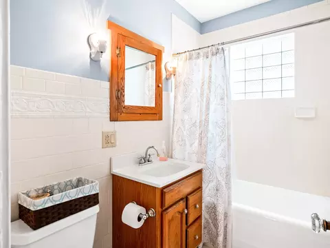 1506 E Oakland Ave, Bloomington, IL 61701 photo 13