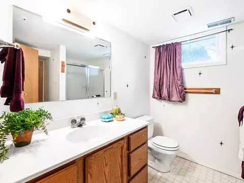 1506 E Oakland Ave, Bloomington, IL 61701 photo 21