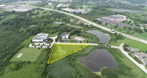 7 Galaxy Way, Woodstock, IL 60098