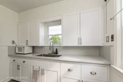 Kitchen - 3614 Randolph St, Lansing, IL 60438 photo 2 of 2