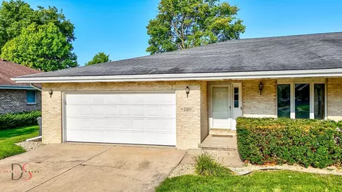 2329 Lynwood St, Morris, IL 60450