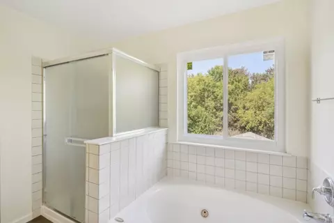 28768 Pilgrims Pass, Lakemoor, IL 60051 photo 21