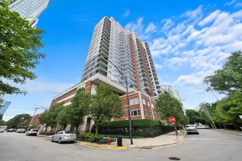 1600 S Prairie Ave #1403, Chicago, IL 60616