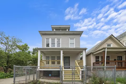 8650 S Manistee Ave, Chicago, IL 60617