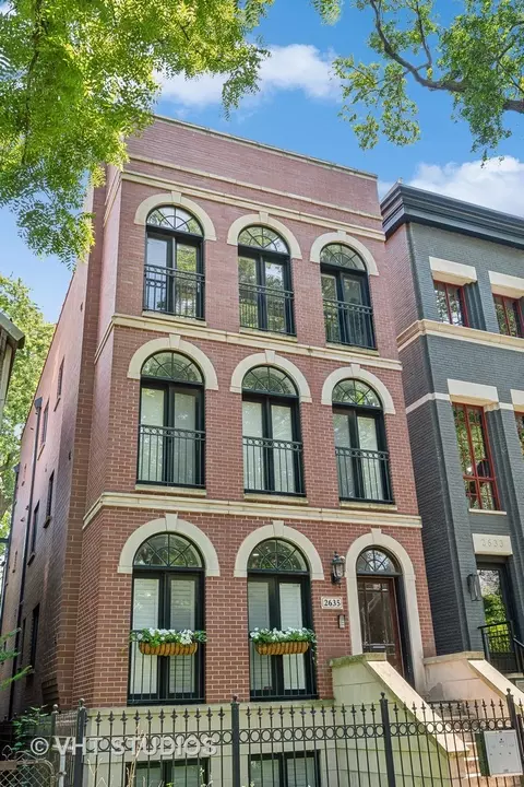 2635 N Mildred Ave #2, Chicago, IL 60614