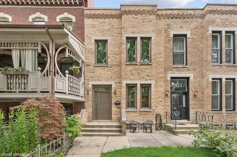 819 S Bishop St #0, Chicago, IL 60607