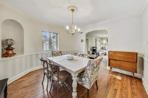Dining - 403 Audubon Rd, Riverside, IL 60546 photo 2 of 4