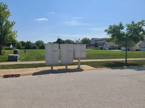 3850 W Traditions Dr, Olympia Fields, IL 60461 photo 6