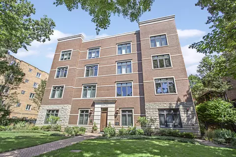 1323 Maple Ave #4NE, Evanston, IL 60201