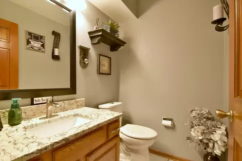 Bath - 223 Sangamon Ct, Bartlett, IL 60103 photo 1 of 6