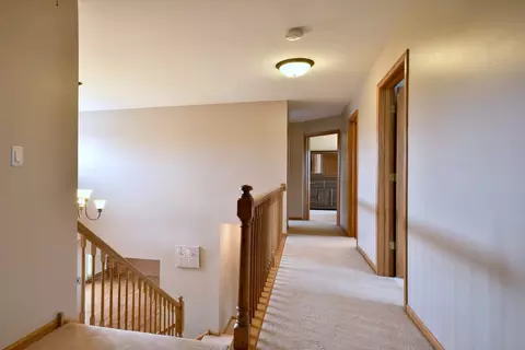 Entry Way - 223 Sangamon Ct, Bartlett, IL 60103 photo 4 of 5