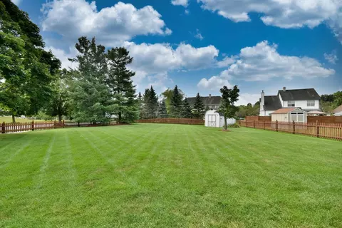 Exterior - 223 Sangamon Ct, Bartlett, IL 60103 photo 11 of 11