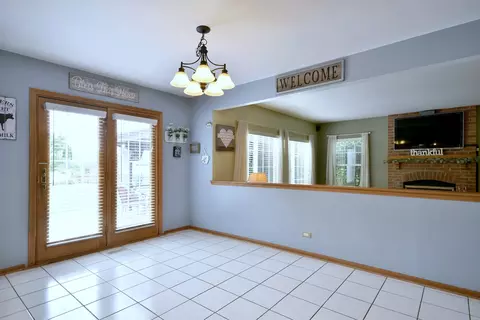 Other - 223 Sangamon Ct, Bartlett, IL 60103 photo 2 of 17