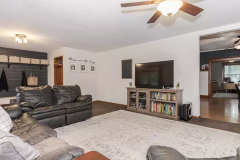 202 E 6th St, Gridley, IL 61744 photo 25