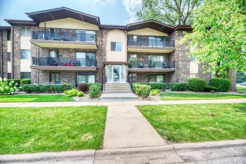 13520 Lawler Ave #45, Crestwood, IL 60445