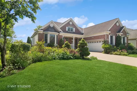 38 Aztec Ct, South Barrington, IL 60010