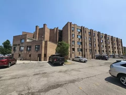 5348 N Cumberland Ave #409, Chicago, IL 60656