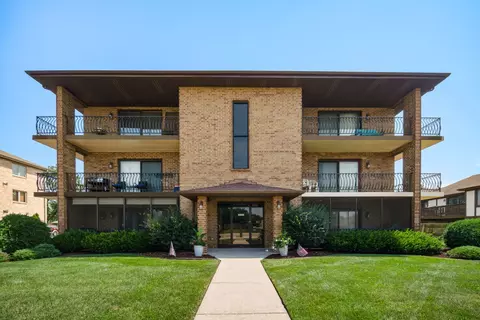 17979 Oak Park Ave #1N, Tinley Park, IL 60477