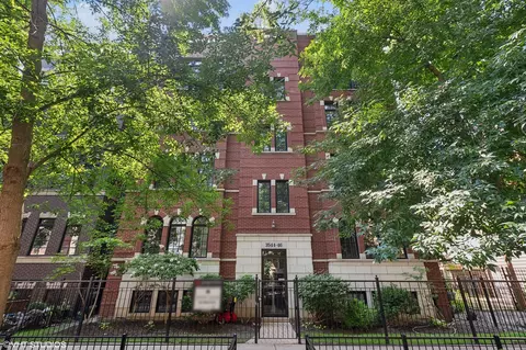 3544 N Fremont St #1S, Chicago, IL 60657