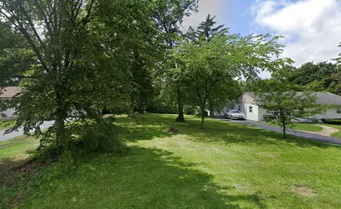 33218 N Sears Blvd, Grayslake, IL 60030