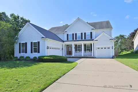 1805 W Broadsmore Ln, Round Lake, IL 60073