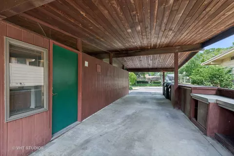 429 E Drury Ln, Barrington, IL 60010 photo 4
