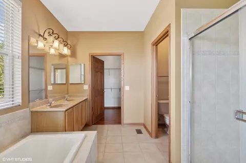 800 Eineke Blvd, Algonquin, IL 60102 photo 10