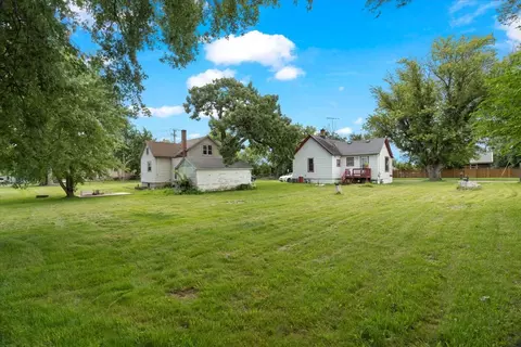 Exterior - 1112 N River Rd, Mchenry, IL 60051 photo 3 of 4