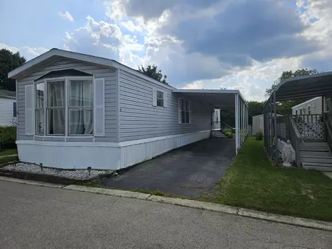 27 W370 Geneva Rd #5, West Chicago, IL 60185