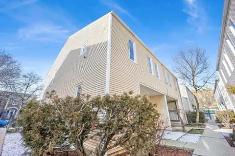 4649 N Kenmore Ave #A, Chicago, IL 60640