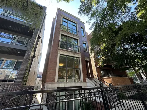1014 N Honore St #1, Chicago, IL 60622