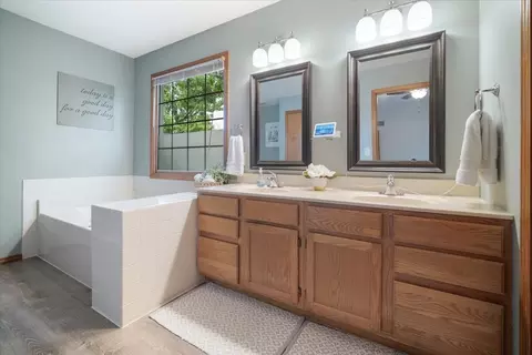 1024 Kings Mill Rd, Normal, IL 61761 photo 13